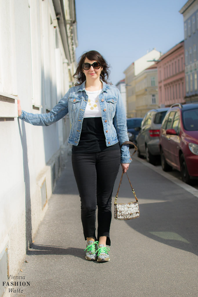 Sneakers & Denim - Vokuhila Jeans - DIY - Vienna Fashion Waltz