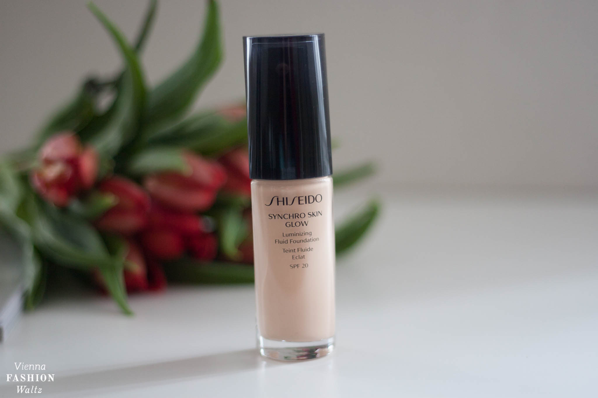 Review Shiseido Test Synchro Skin Glow Foundation